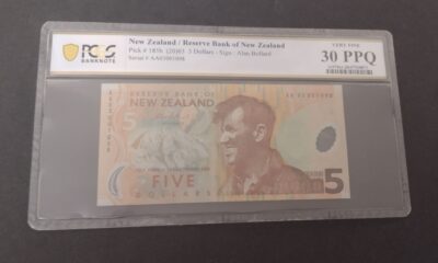 $5.00 - 2006 New Zealand | [PCGS - grading]